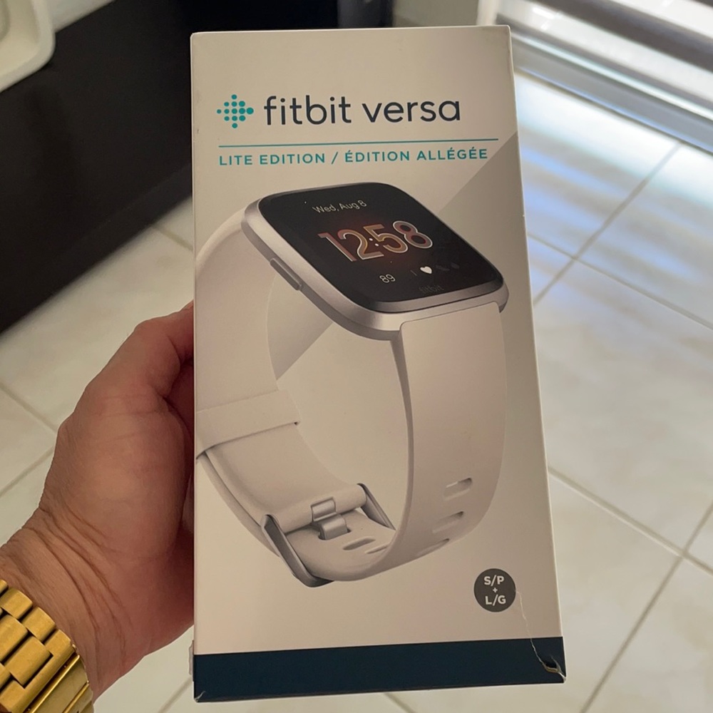 Fitbit versa smart watch